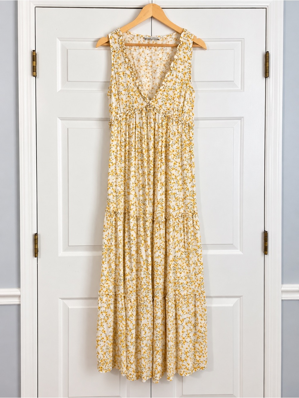 Pull&Bear Floral Maxi Dress Yellow White Ruffle V Neck Boho Small